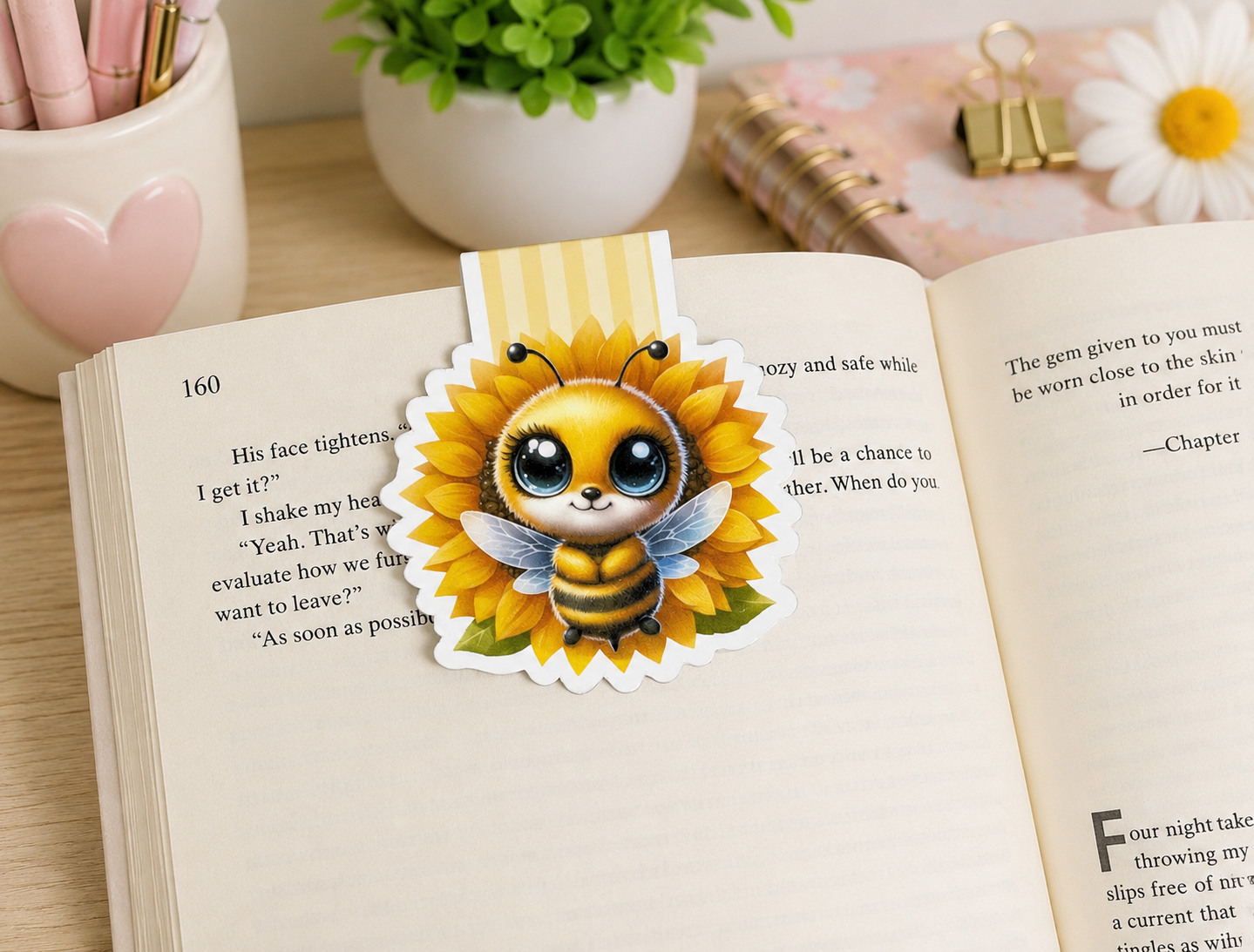 Bumble Dee Bee Magnetic Bookmark Set