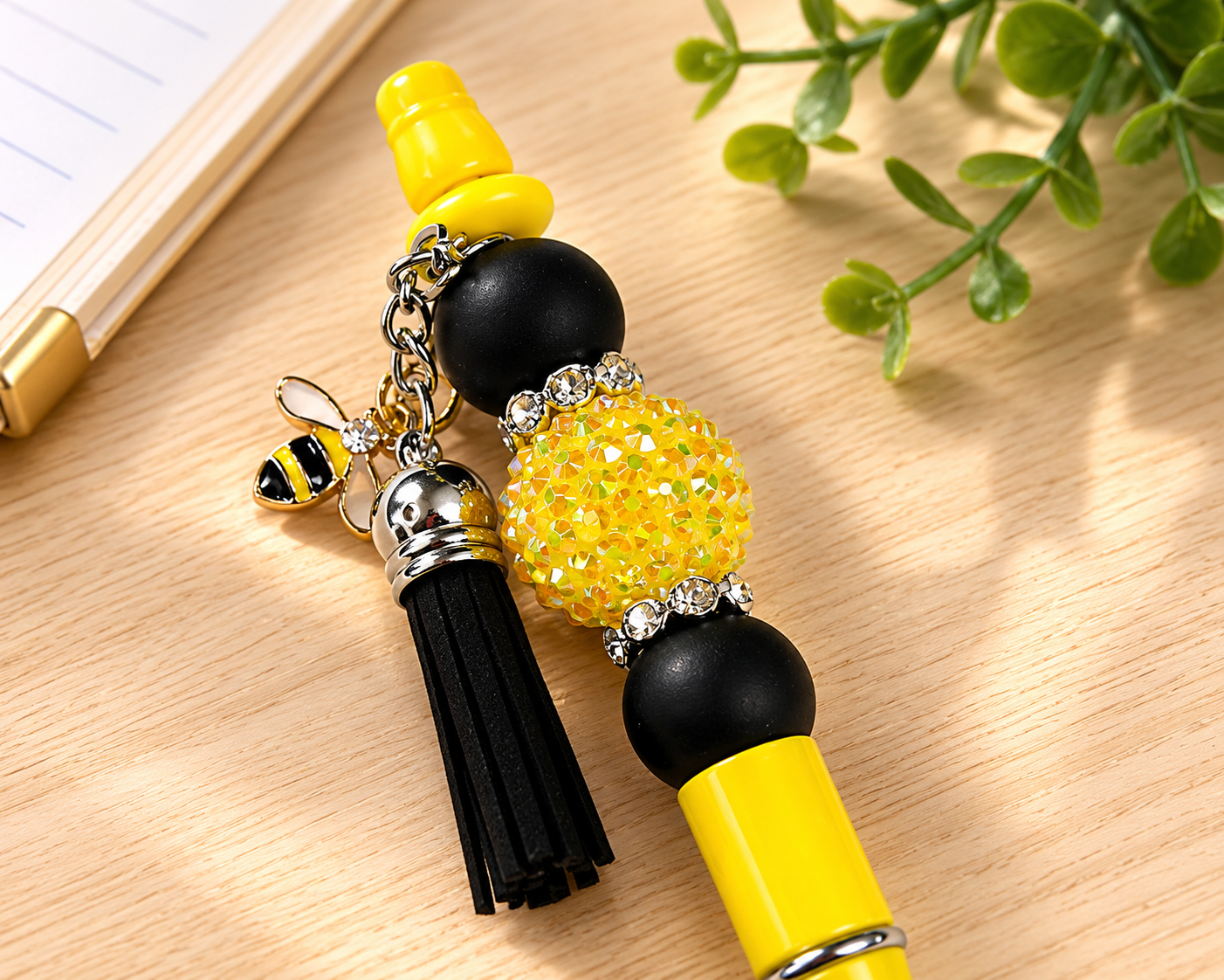 Bumble Dee Bee Beaded Pen | Handmade Bee Pen | Cute Planner Pen | Gift